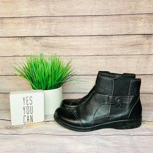 Clark's Cheyn Booties